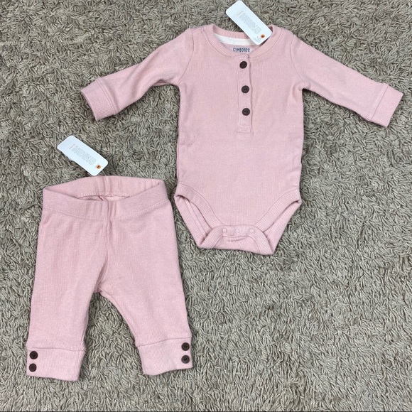 Gymboree Other - 🚨FLASH SALE🚨 Gymboree baby girl ribbed outfit
